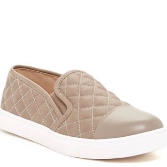 Steve Madden Shoes - Steve Madden Zaander Slip-On Sneaker Taupe Grey 10